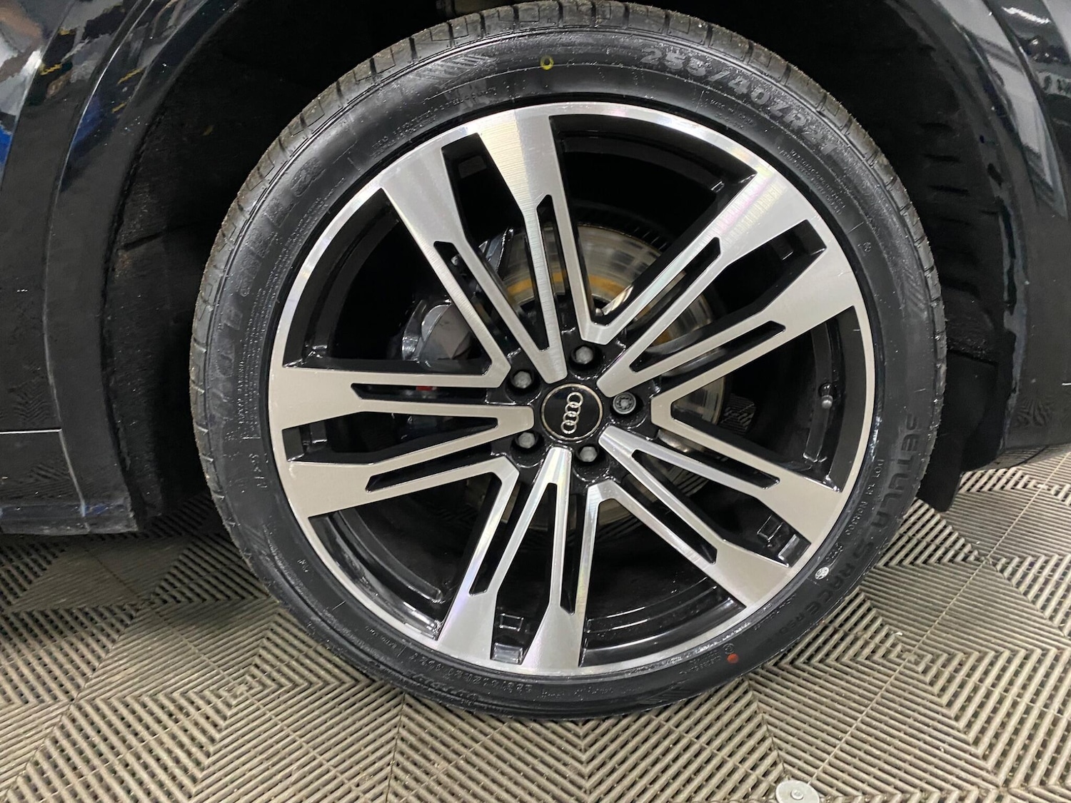 Used Audi SQ5 for sale - 76997449: Photo 51