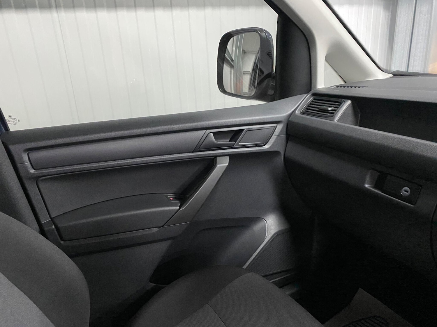 Used Volkswagen Caddy 2018 for sale - 77203877: Photo 56