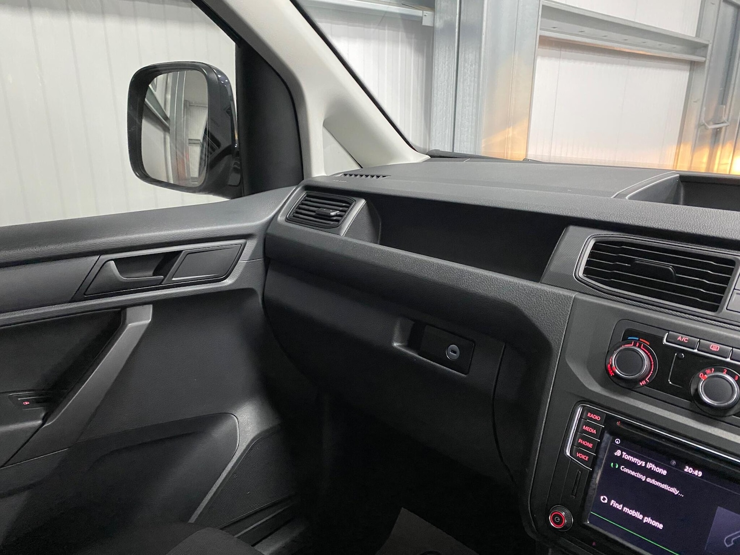 Used Volkswagen Caddy 2018 for sale - 77203877: Photo 57