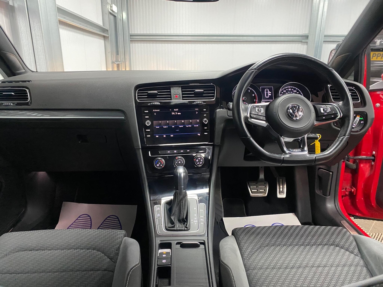 Used Volkswagen Golf 2018 for sale - 77549913: Photo 27