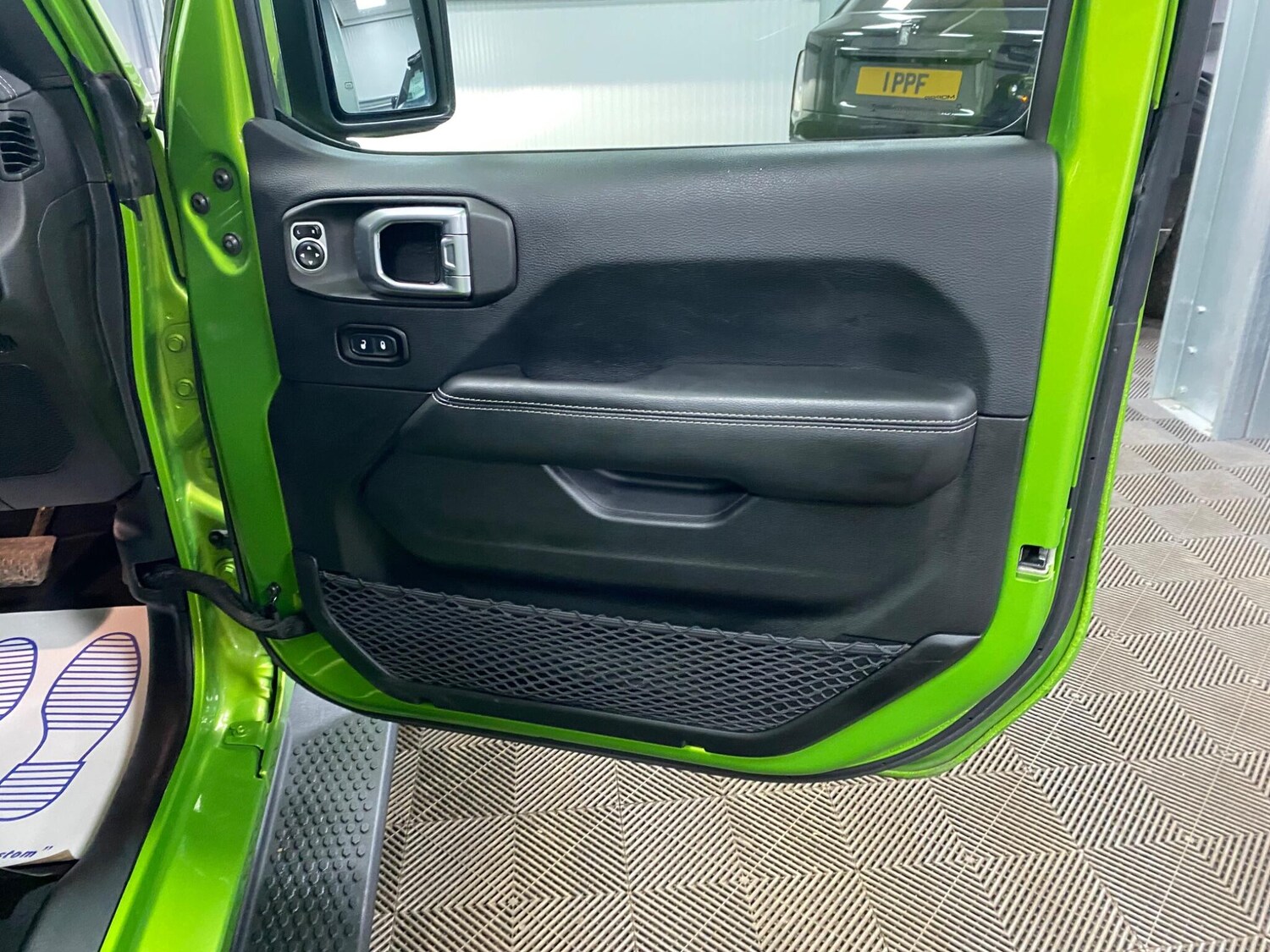 Used Jeep Wrangler 2018 for sale - 77559050: Photo 39