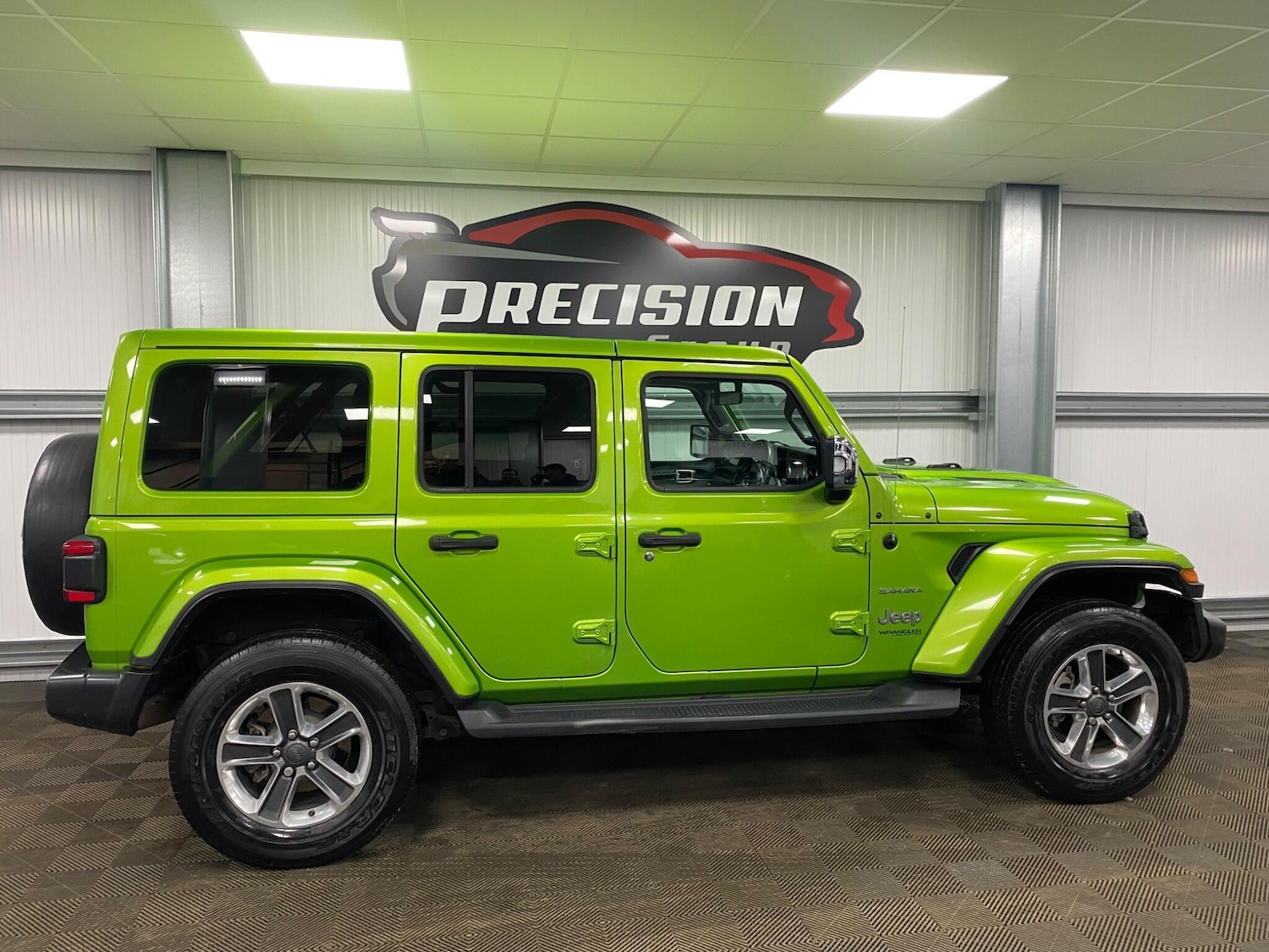Used Jeep Wrangler 2018 for sale - 77559050: Photo 4
