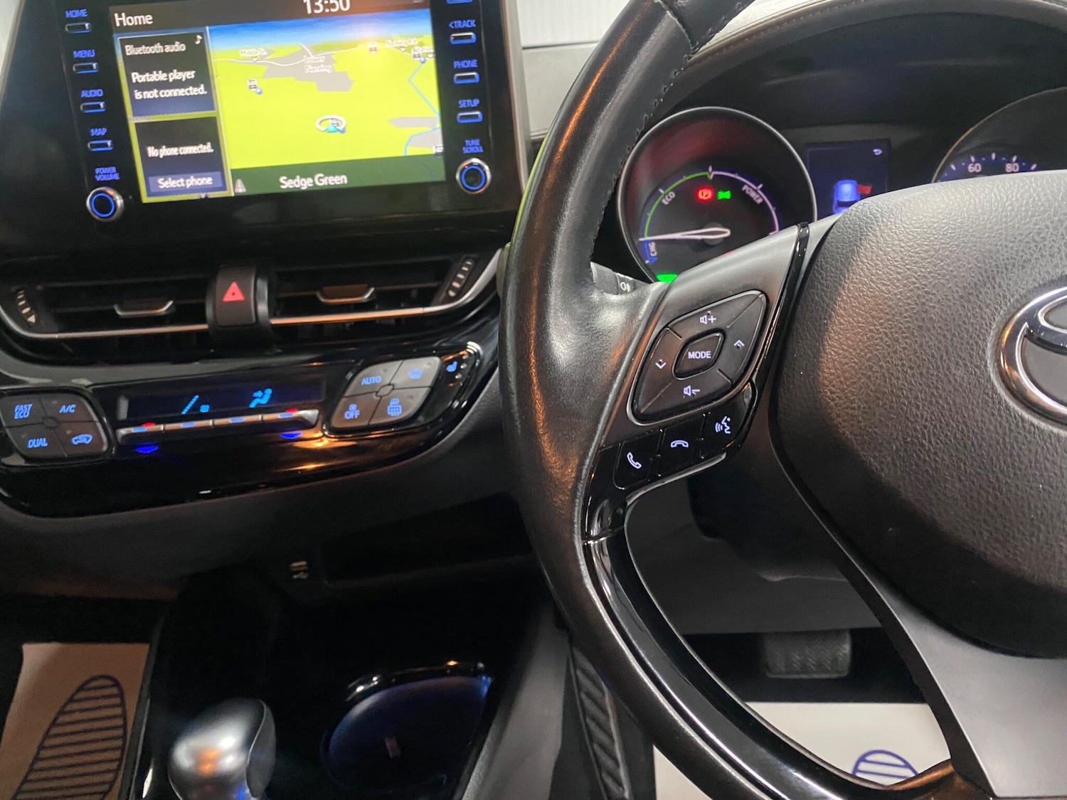 Used Toyota C-HR 2020 for sale - 76260405: Photo 43