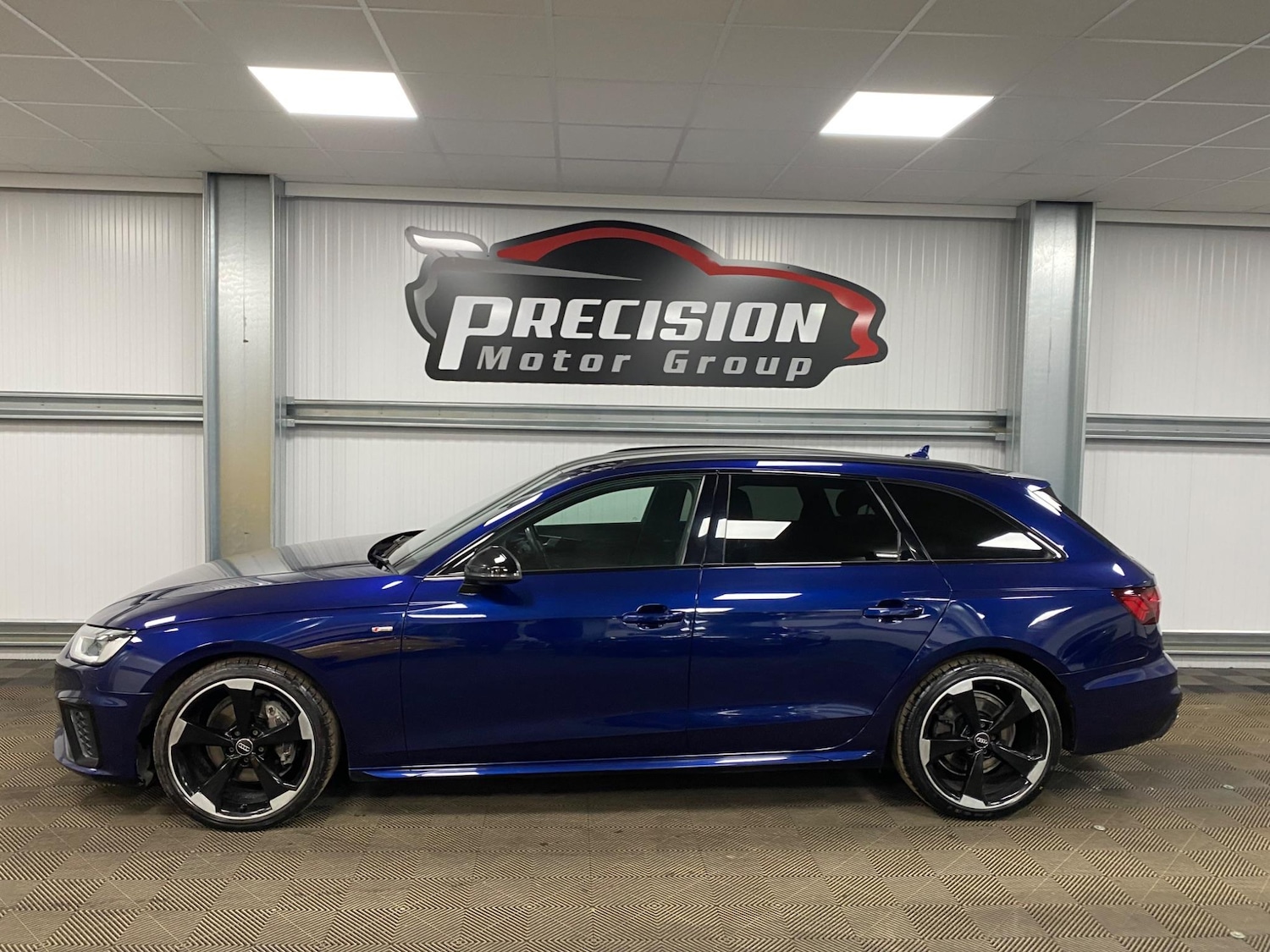 Used Audi A4 Avant for sale - 76990378: Photo 15