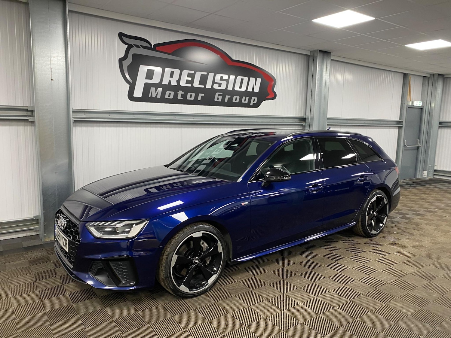 Used Audi A4 Avant for sale - 76990378: Photo 6