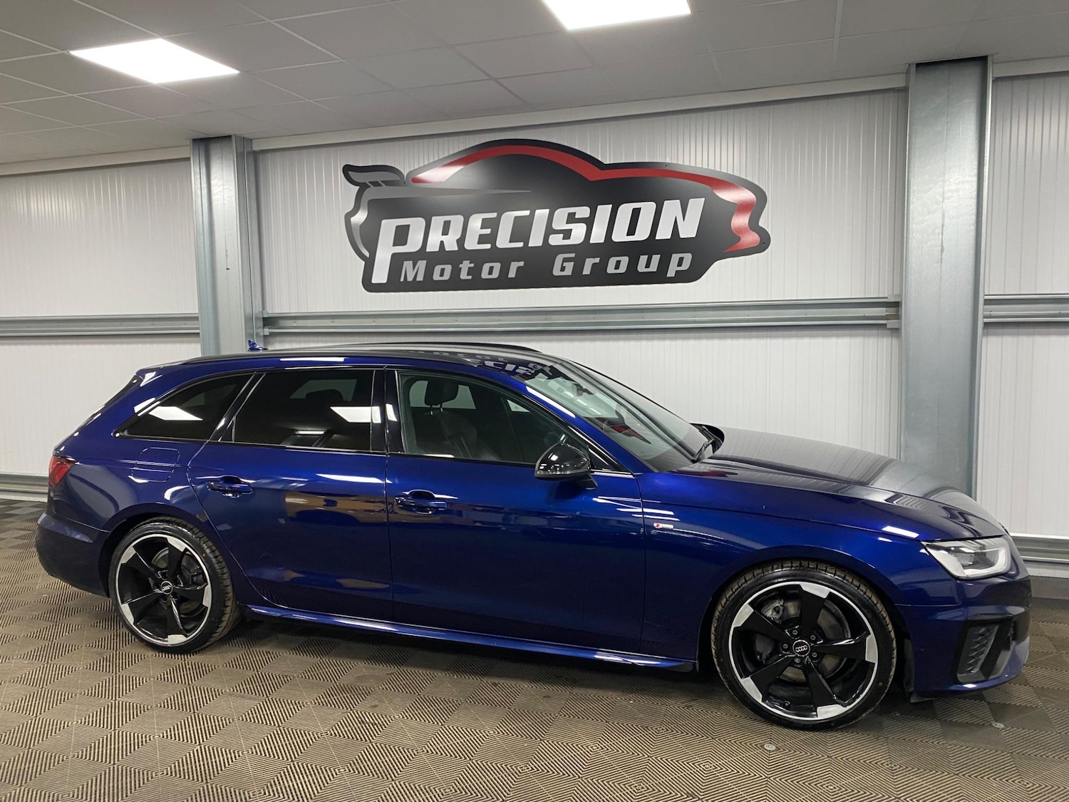 Used Audi A4 Avant 2020 for sale - 76561237: Photo 27