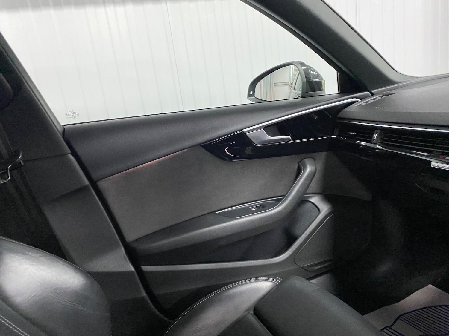 Used Audi A4 Avant 2020 for sale - 76561237: Photo 46