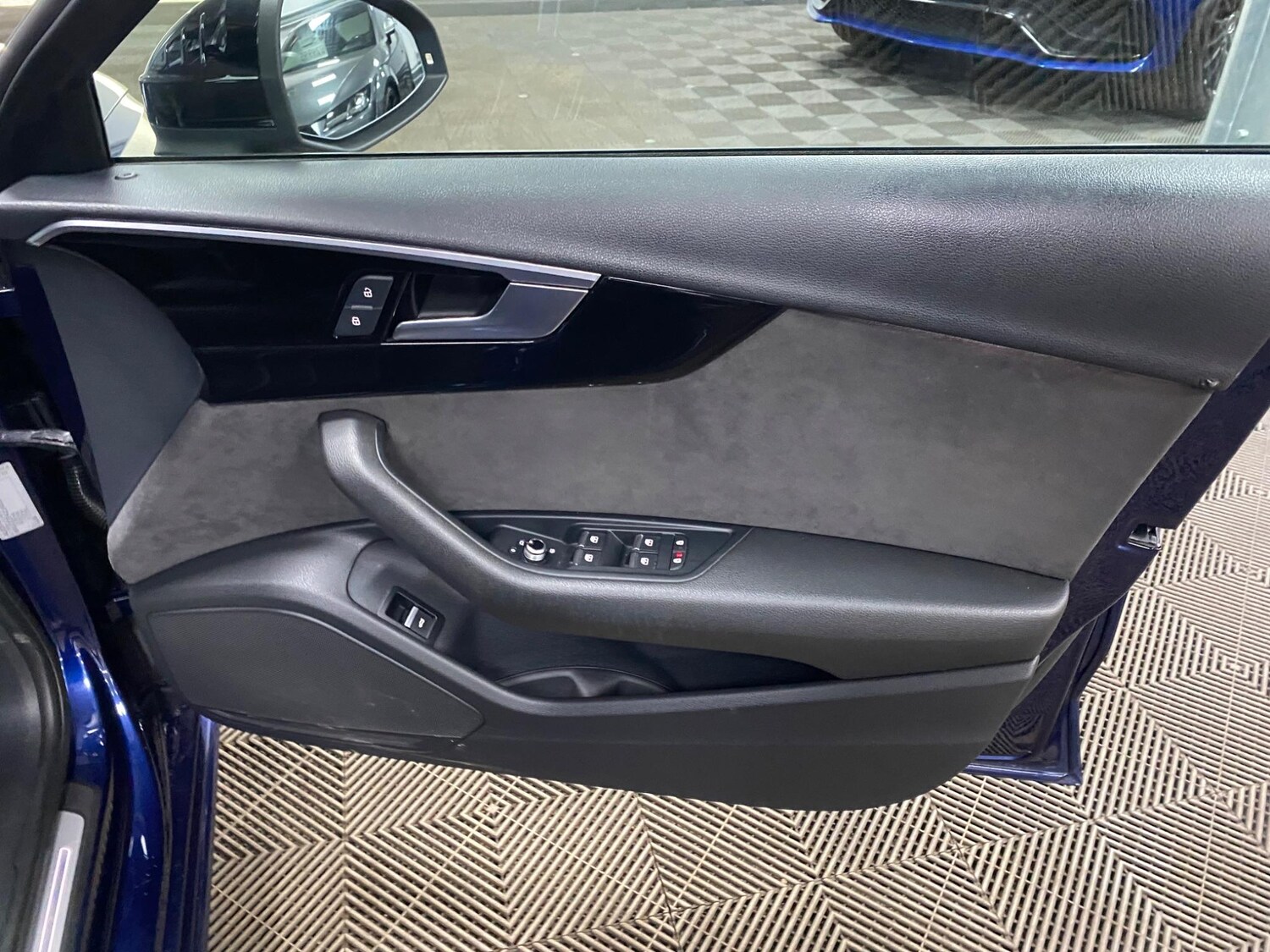 Used Audi A4 Avant 2020 for sale - 76561237: Photo 47