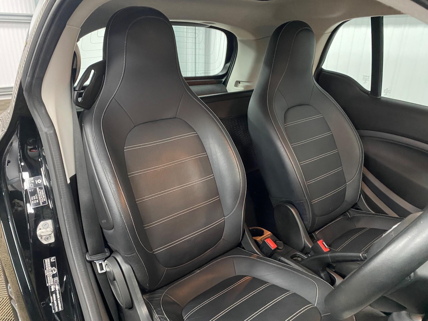 Used smart fortwo 2018 for sale - 77396644: Photo 30