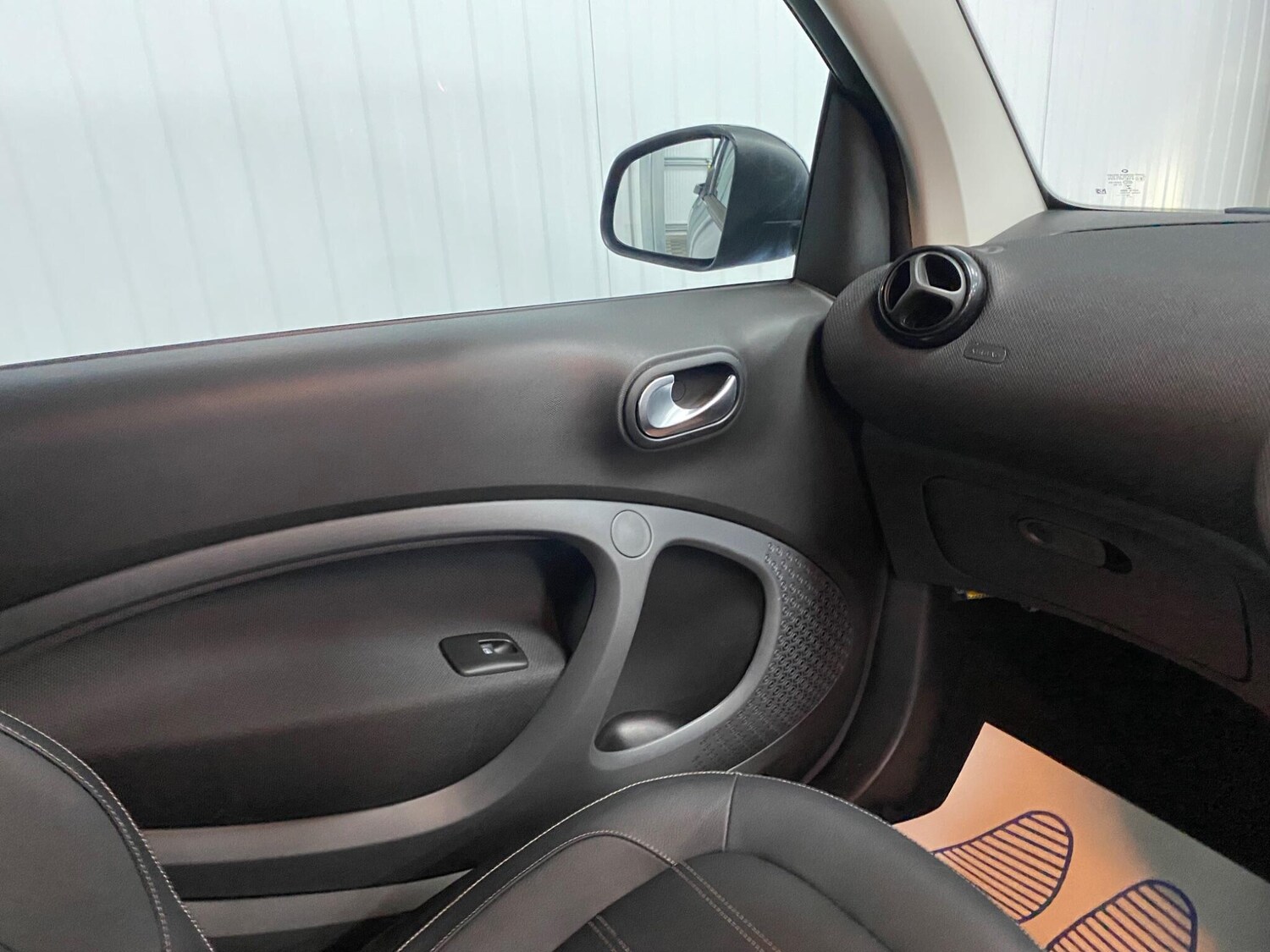 Used smart fortwo 2018 for sale - 77396644: Photo 50