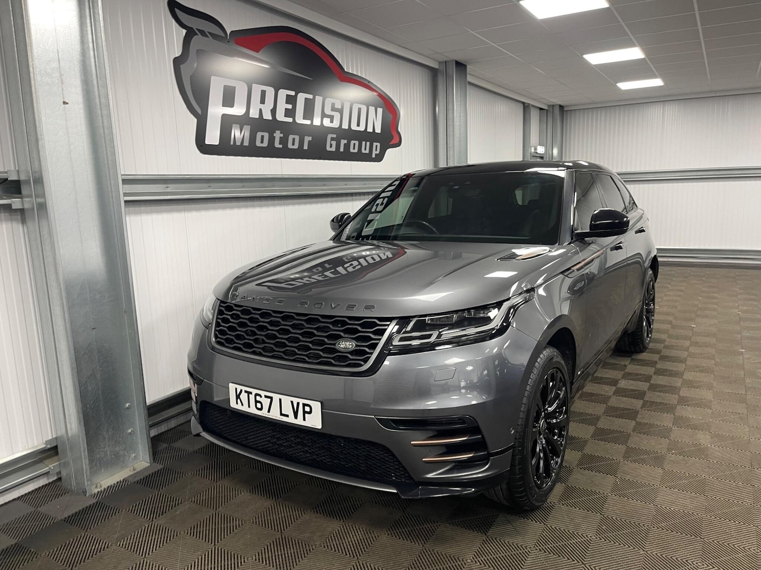 Used Land Rover Range Rover Velar 2018 for sale - 78170679: Photo 11