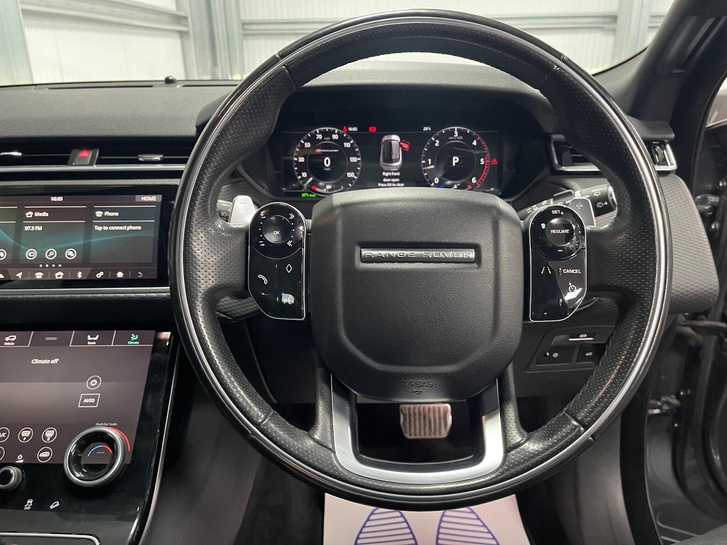 Used Land Rover Range Rover Velar 2018 for sale - 78170679: Photo 36