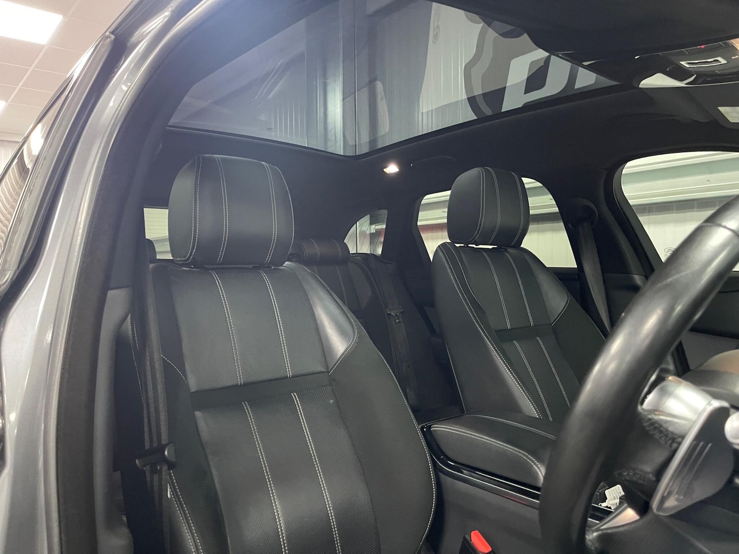 Used Land Rover Range Rover Velar 2018 for sale - 78170679: Photo 42