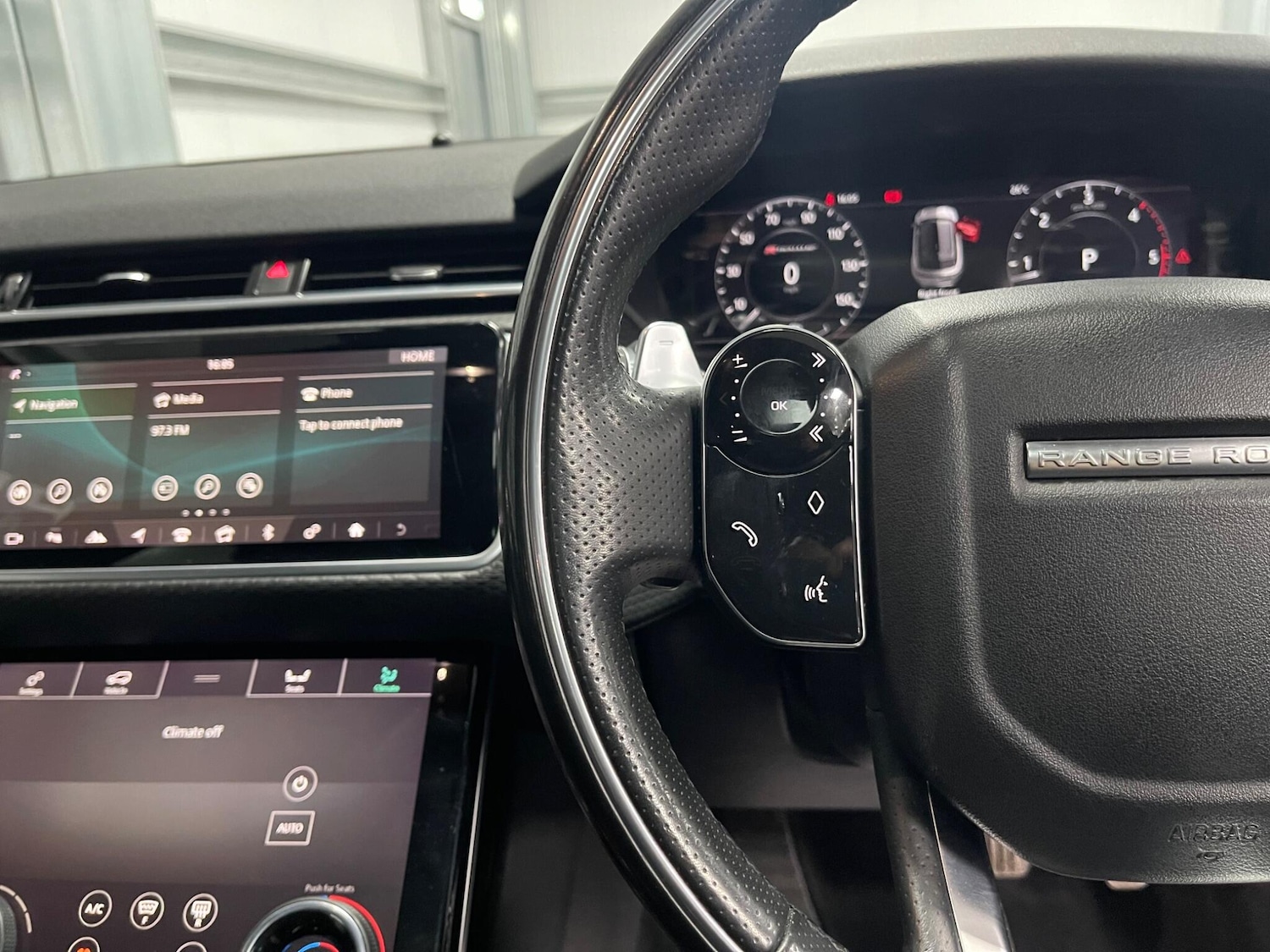 Used Land Rover Range Rover Velar 2018 for sale - 78170679: Photo 45