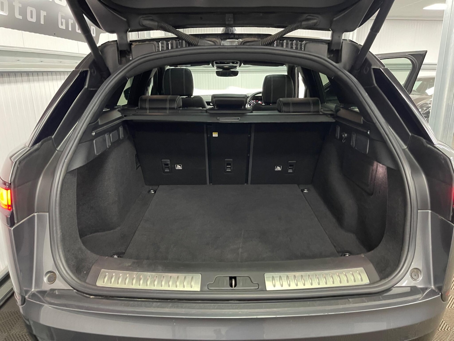 Used Land Rover Range Rover Velar 2018 for sale - 78170679: Photo 53