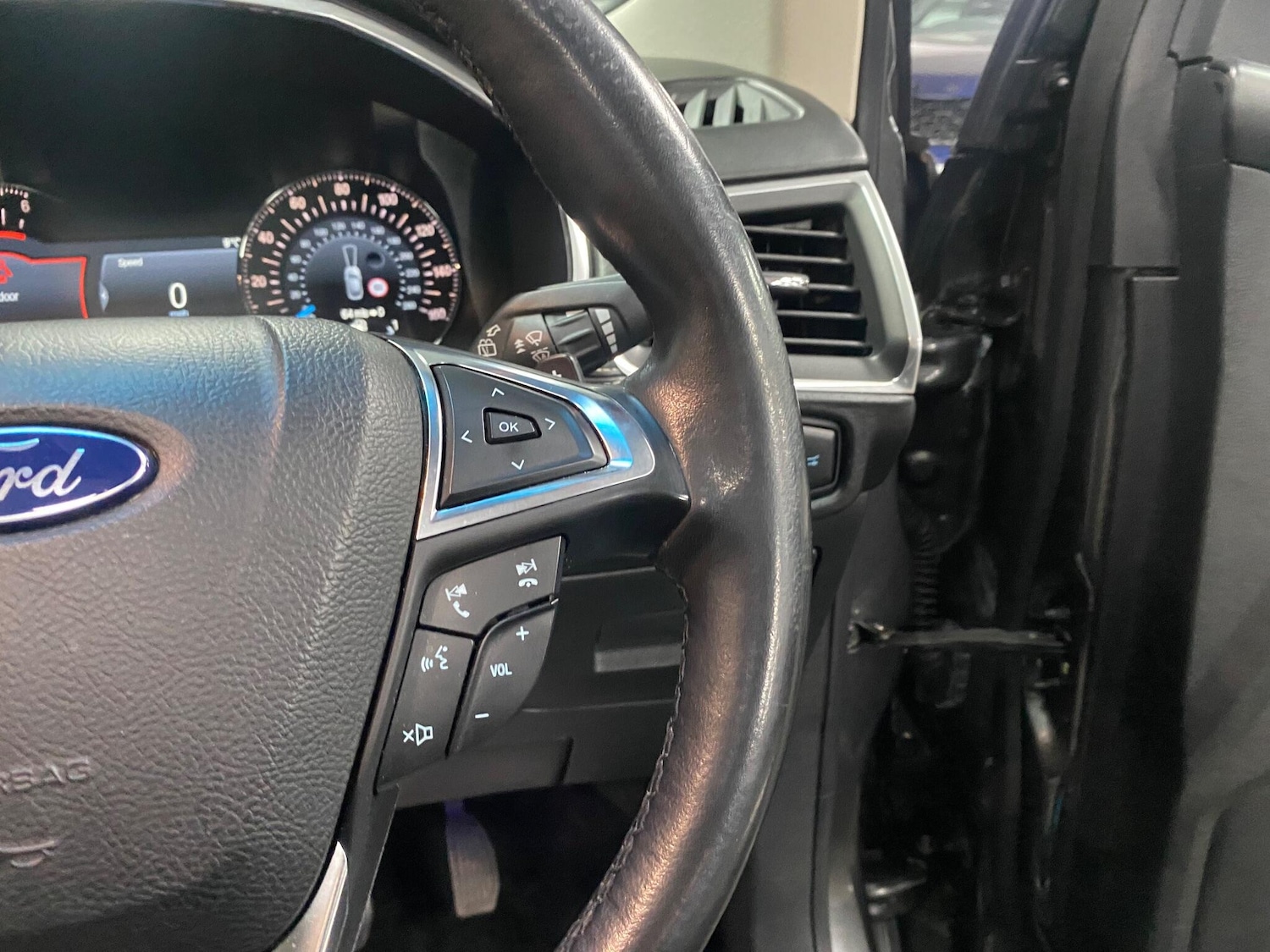 Used Ford Edge 2017 for sale - 76644820: Photo 42