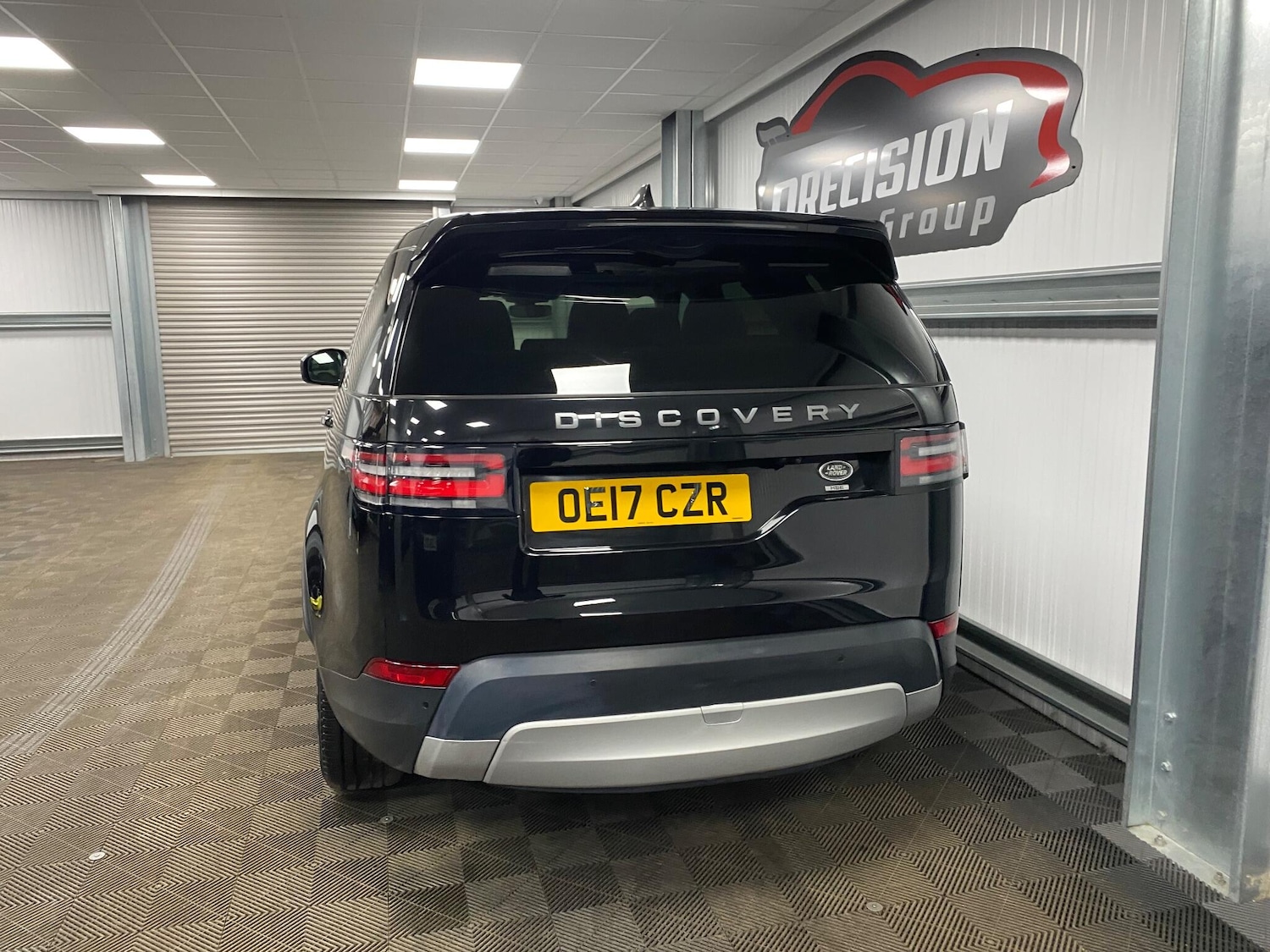 Used Land Rover Discovery 2017 for sale - 77175542: Photo 19