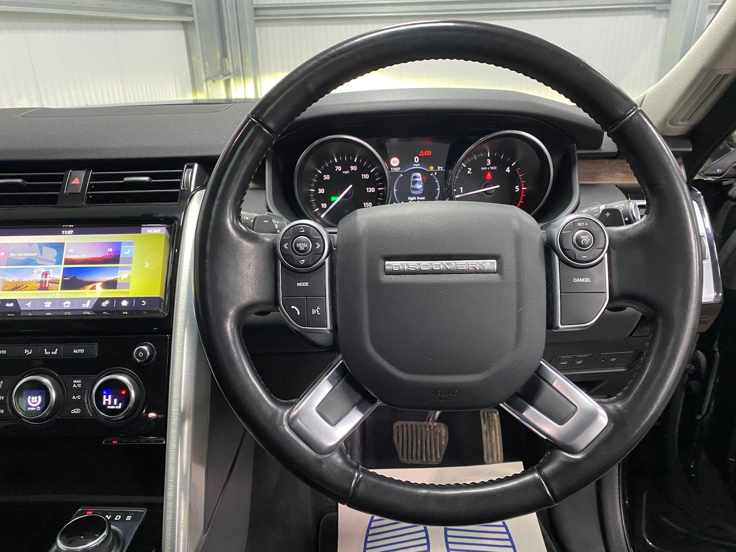 Used Land Rover Discovery 2017 for sale - 77175542: Photo 29