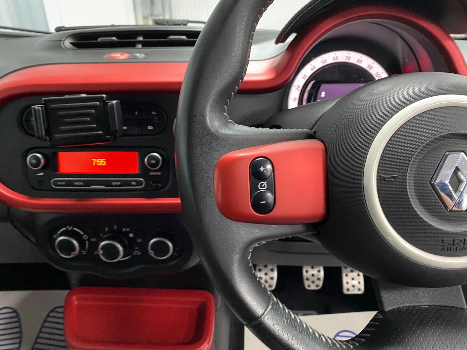 Used Renault Twingo 2015 for sale - 76988834: Photo 45