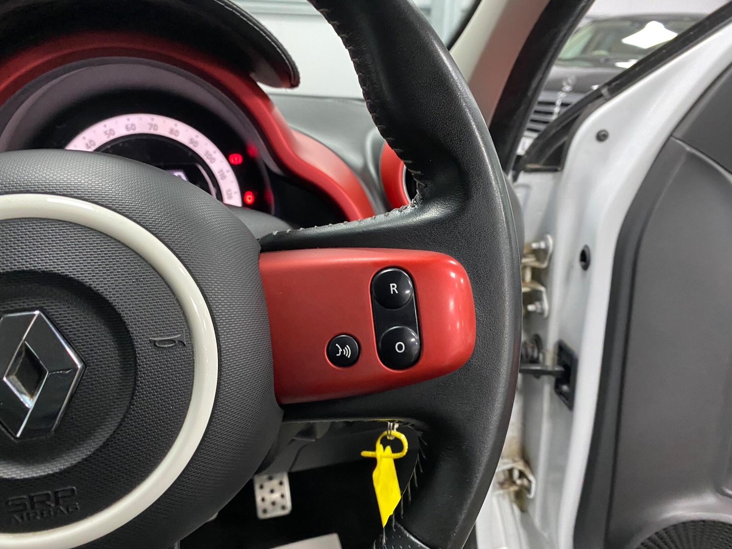 Used Renault Twingo 2015 for sale - 76988834: Photo 46