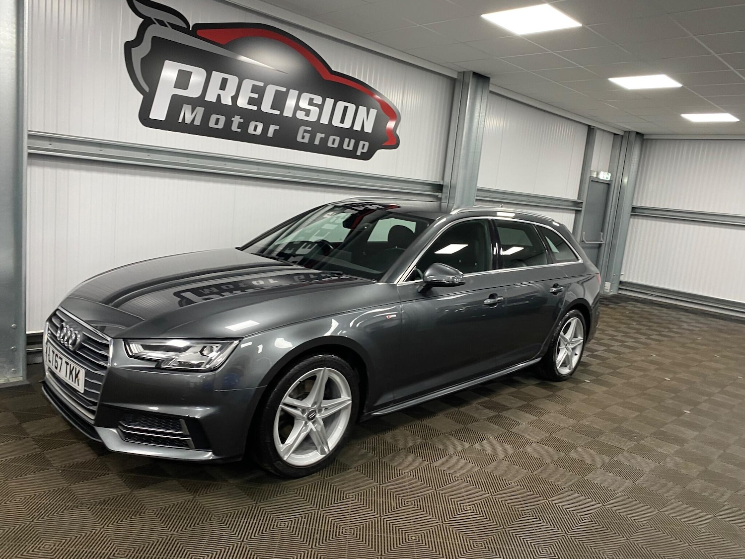 Used Audi A4 2017 for sale - 76584081: Photo 11