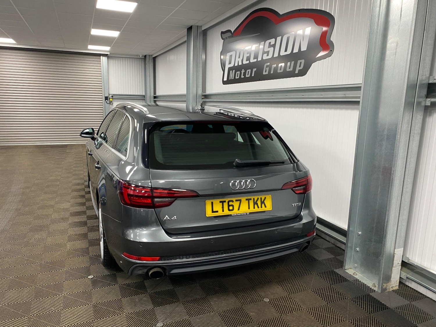 Used Audi A4 2017 for sale - 76584081: Photo 15