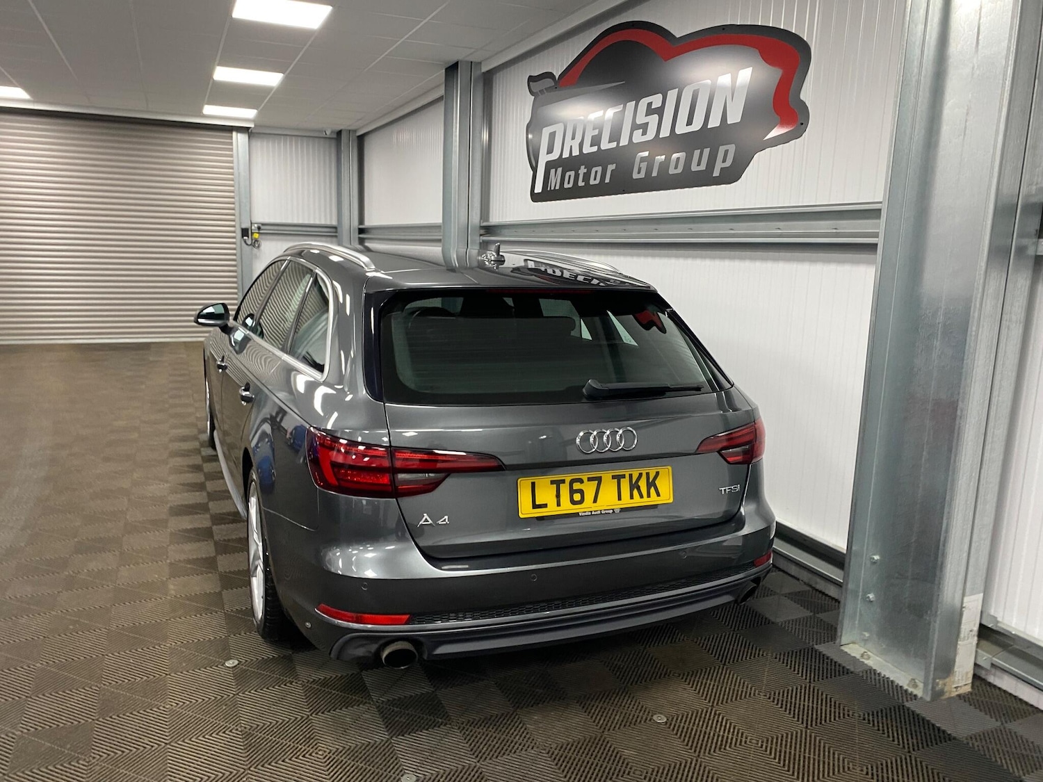 Used Audi A4 2017 for sale - 76584081: Photo 16