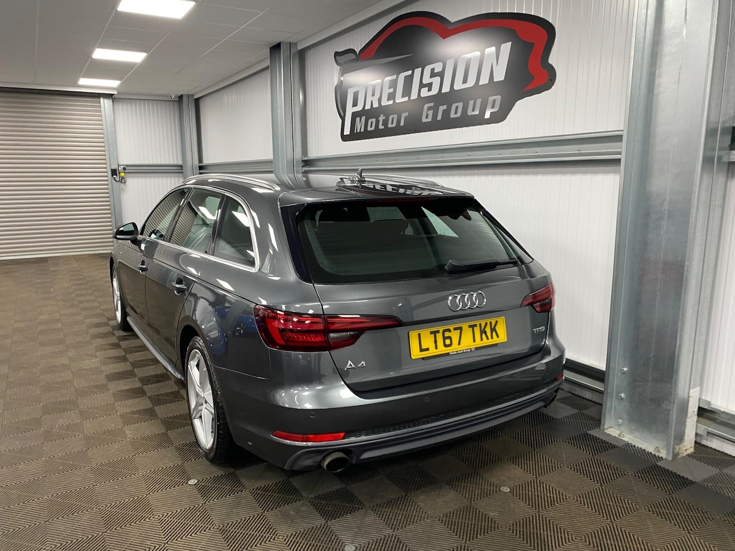 Used Audi A4 2017 for sale - 76584081: Photo 17