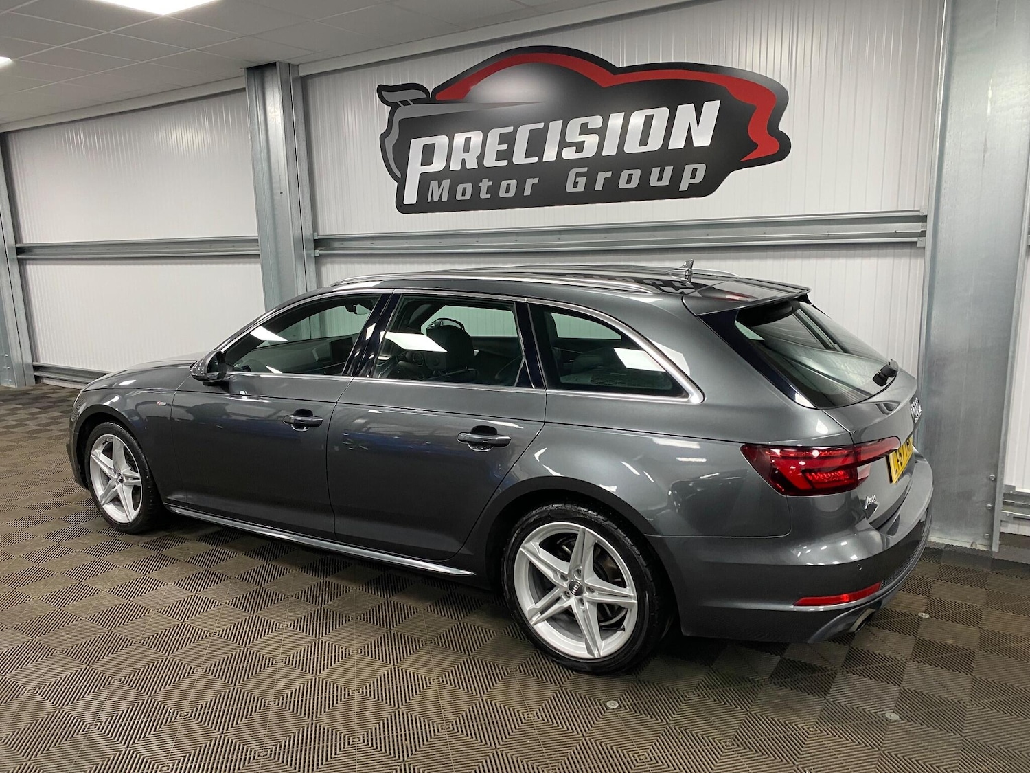 Used Audi A4 2017 for sale - 76584081: Photo 21