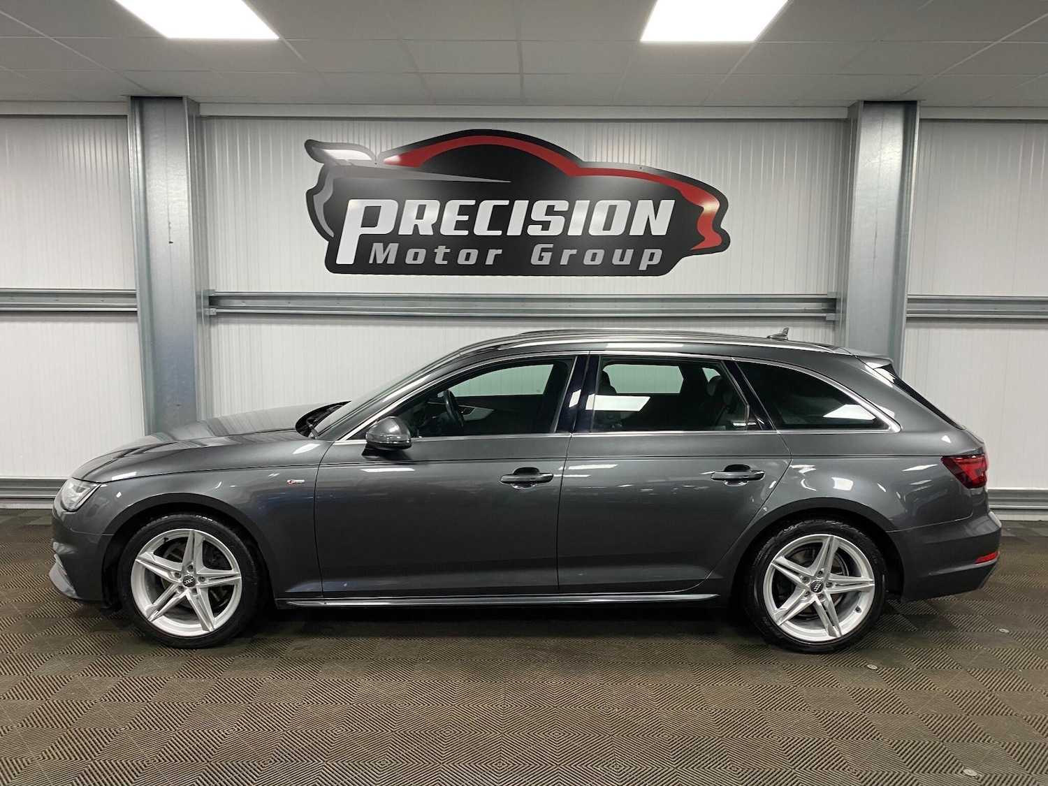 Used Audi A4 2017 for sale - 76584081: Photo 22