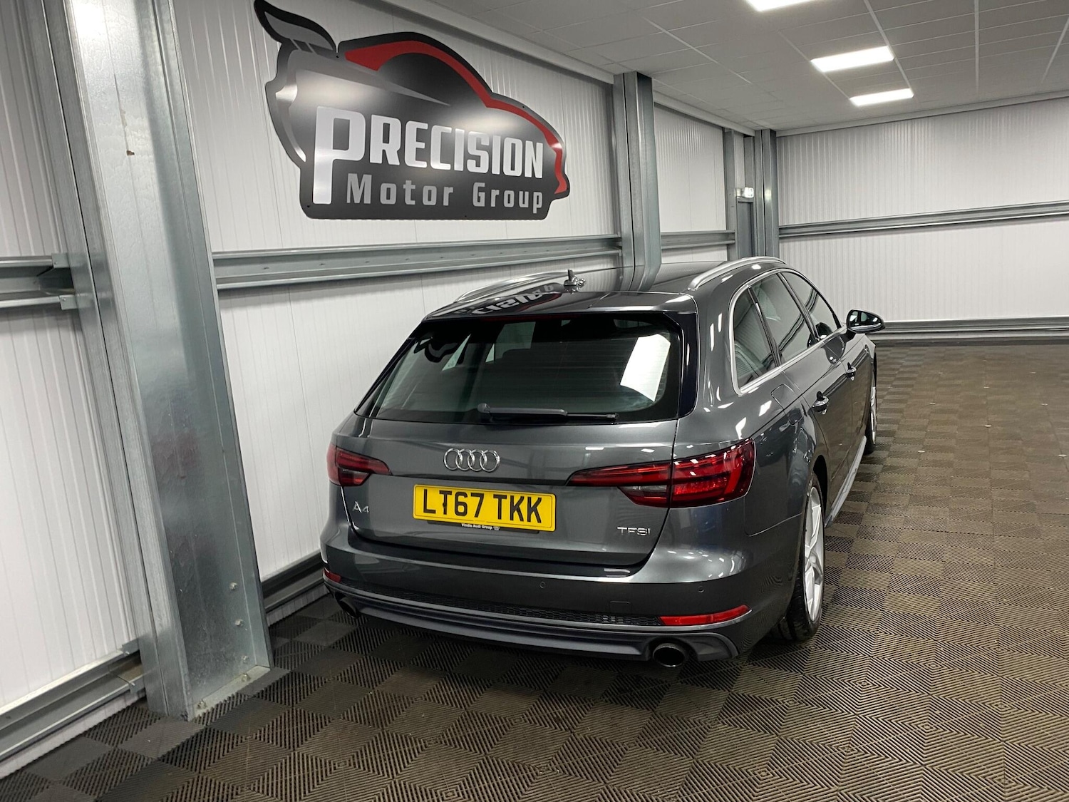 Used Audi A4 2017 for sale - 76584081: Photo 33