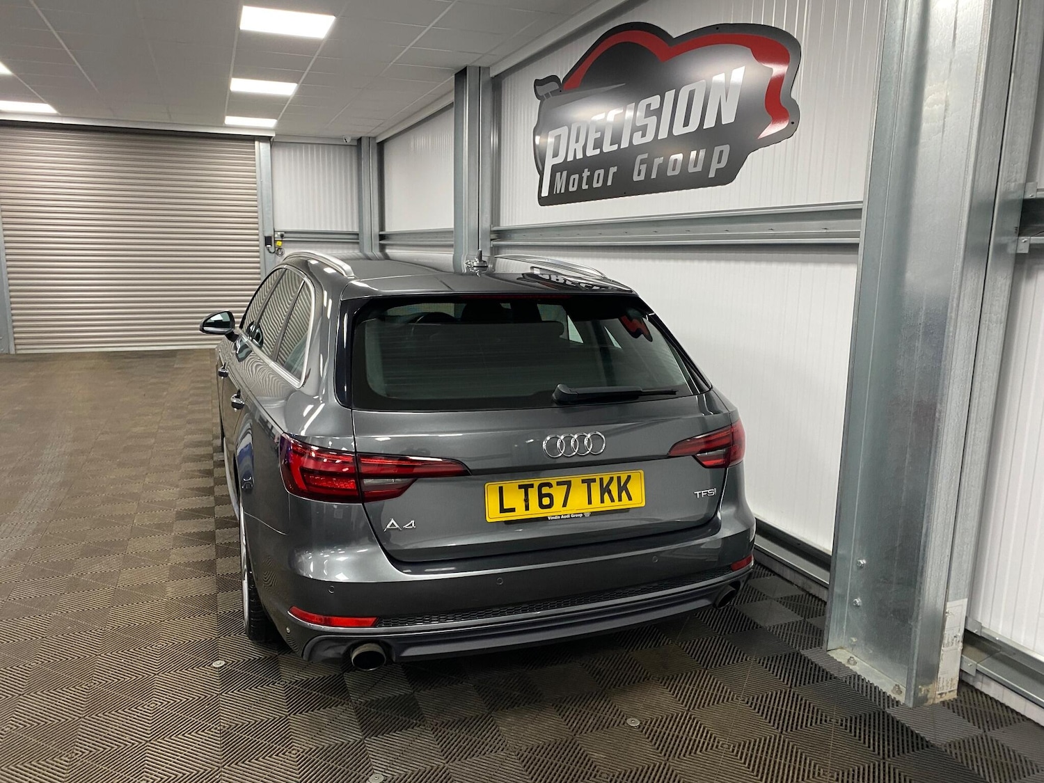 Used Audi A4 2017 for sale - 76584081: Photo 7