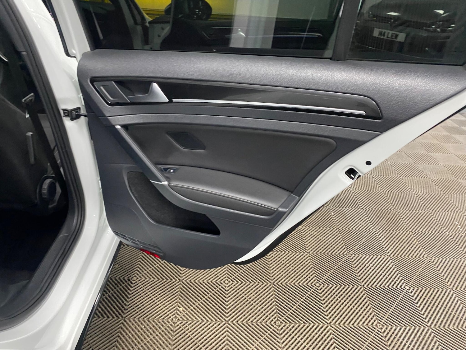 Used Volkswagen Golf 2018 for sale - 76360488: Photo 25