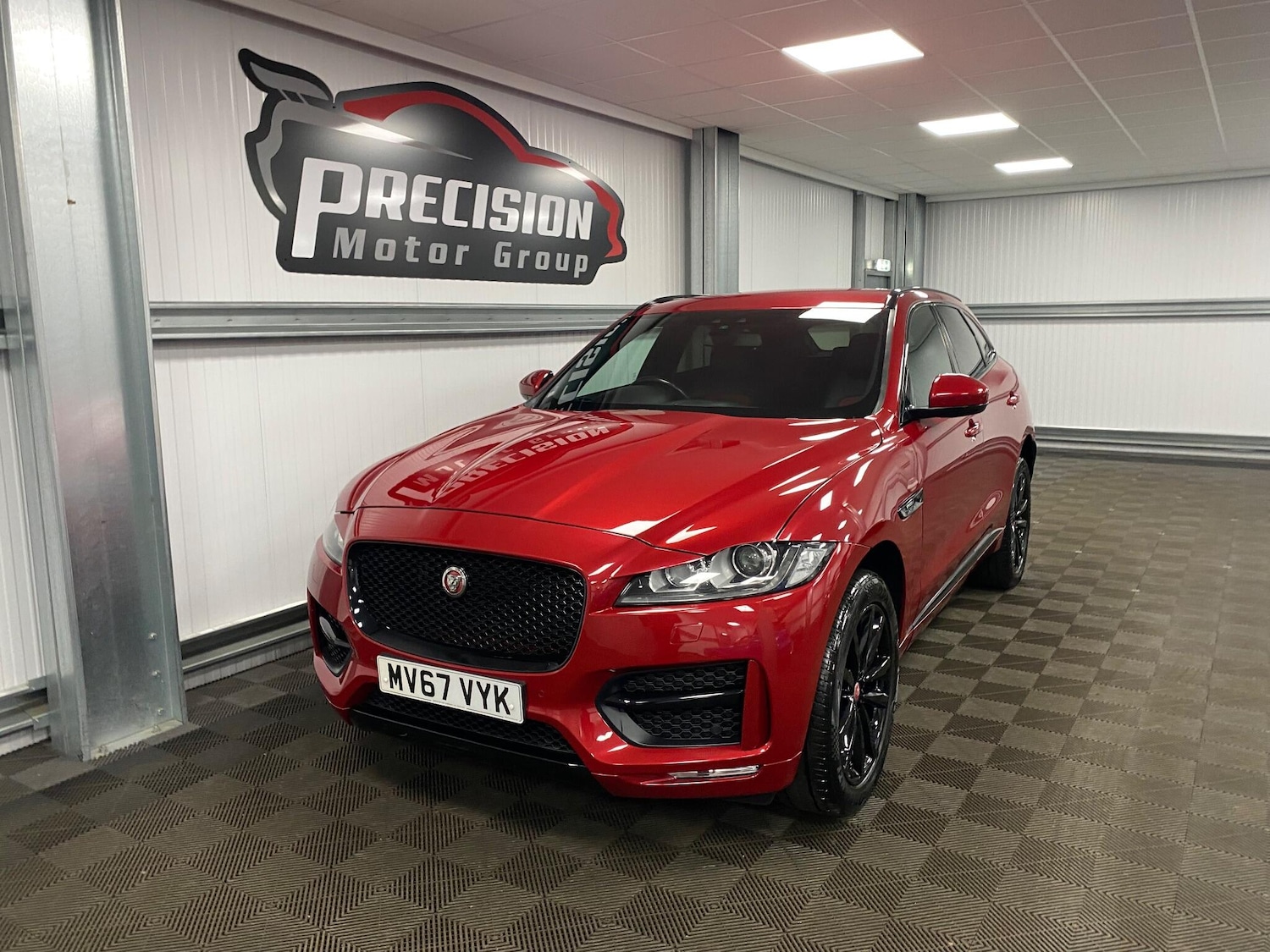Used Jaguar F-Pace 2017 for sale - 76512184: Photo 11