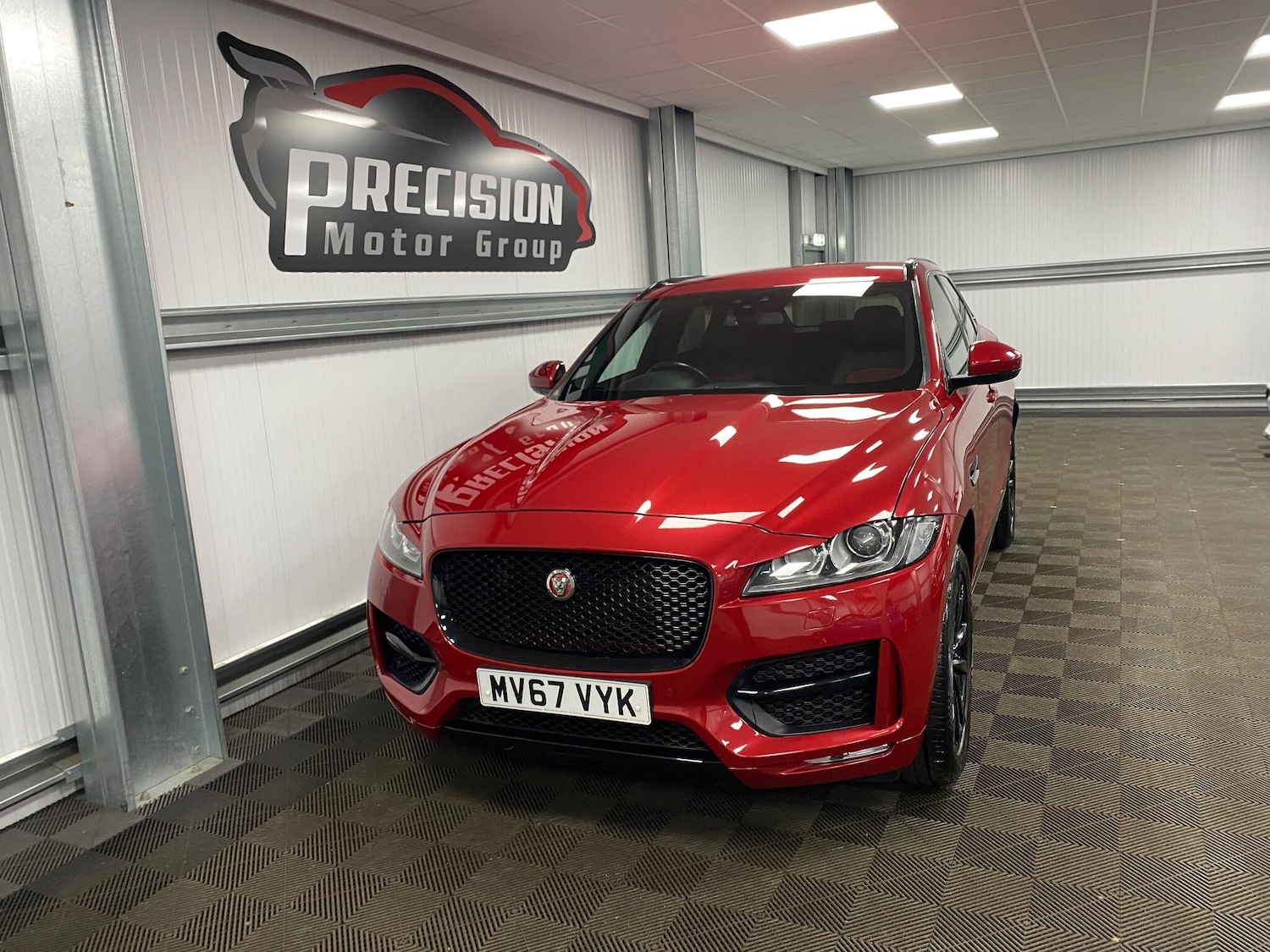 Used Jaguar F-Pace 2017 for sale - 76512184: Photo 12