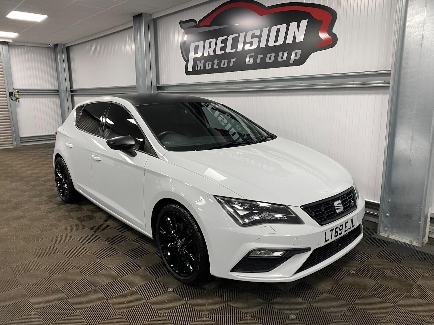 Used SEAT Leon 2019 for sale - 76780662: Photo 1