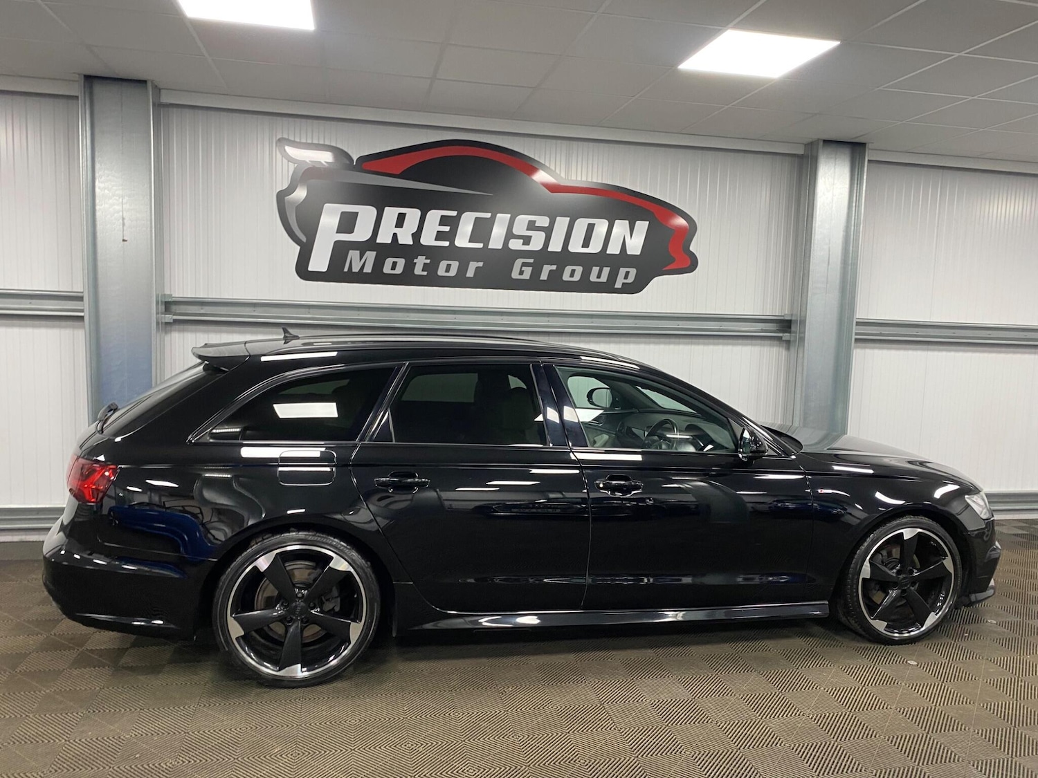 Used Audi A6 Avant 2015 for sale - 76377507: Photo 31
