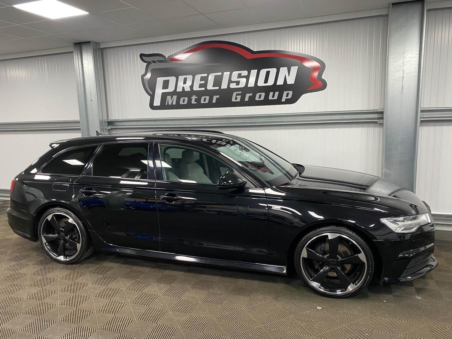 Used Audi A6 Avant 2015 for sale - 76377507: Photo 33