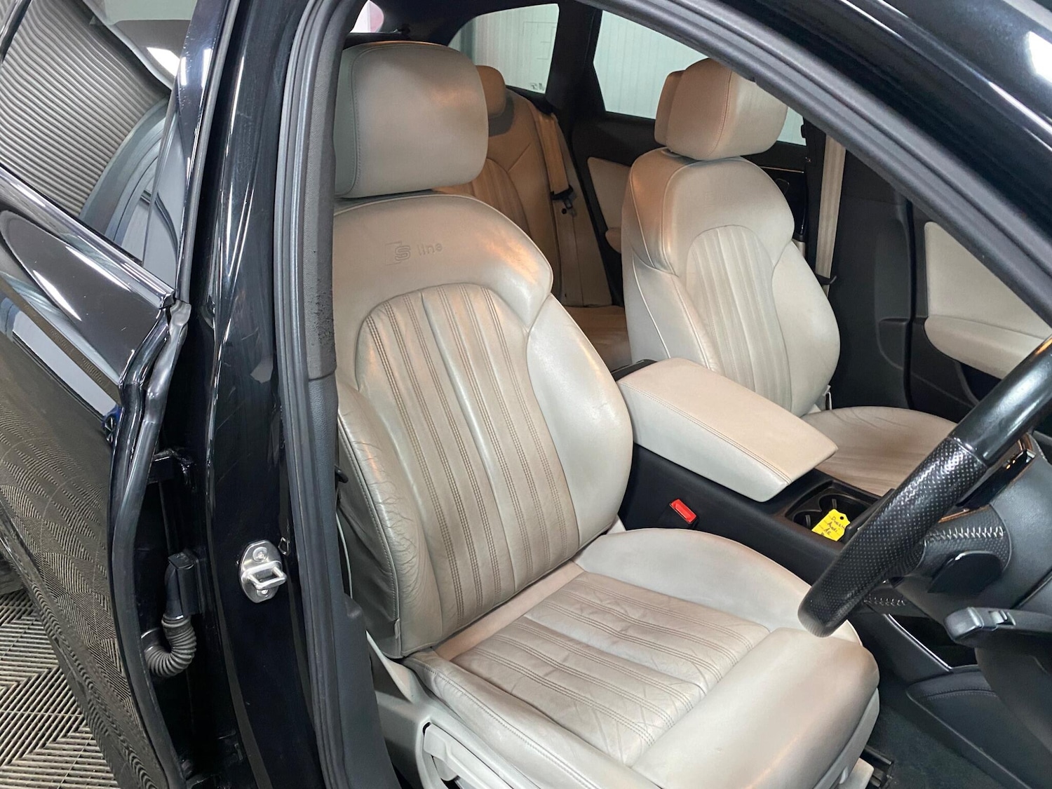 Used Audi A6 Avant 2015 for sale - 76377507: Photo 41