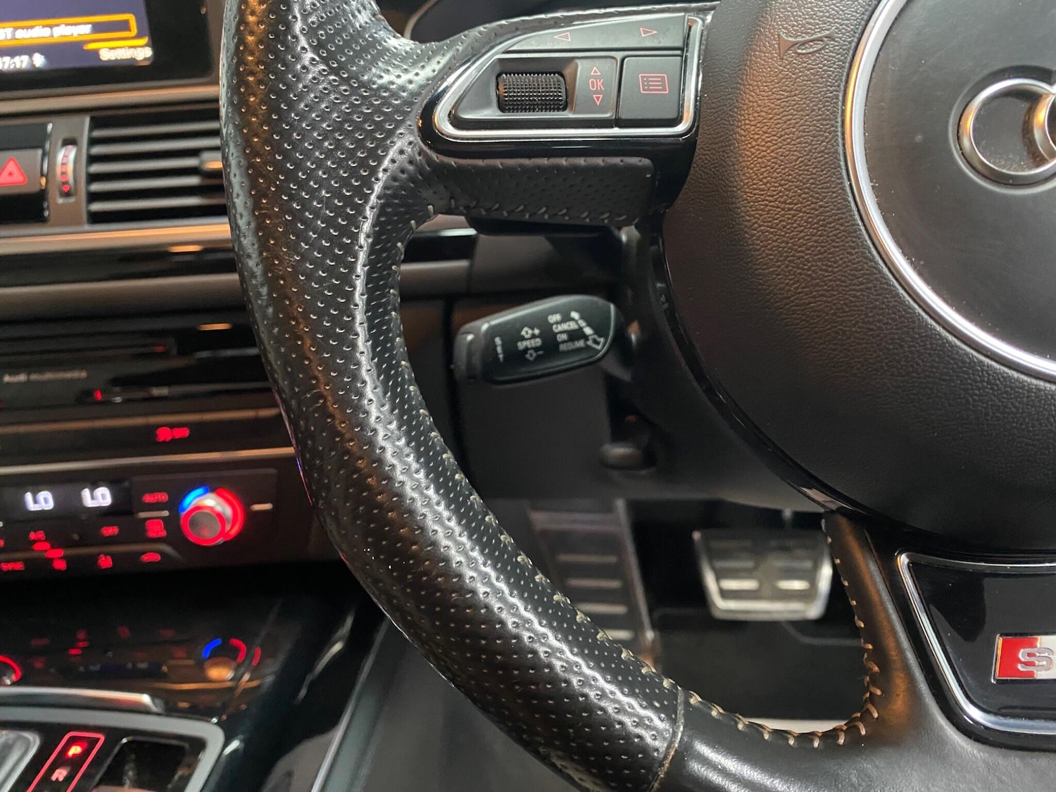 Used Audi A6 Avant 2015 for sale - 76377507: Photo 49