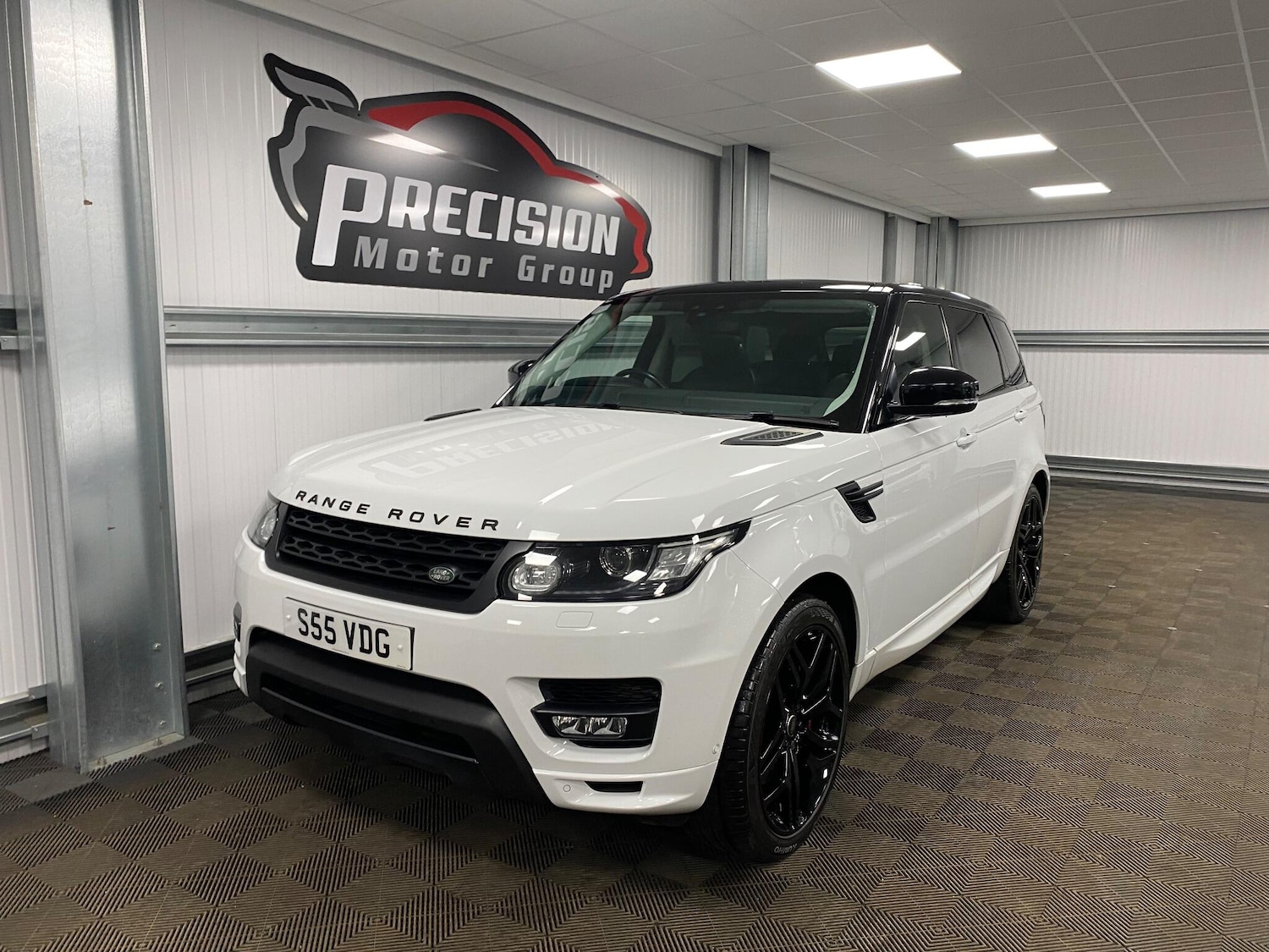 Used Land Rover Range Rover Sport 2017 for sale - 76832908: Photo 10