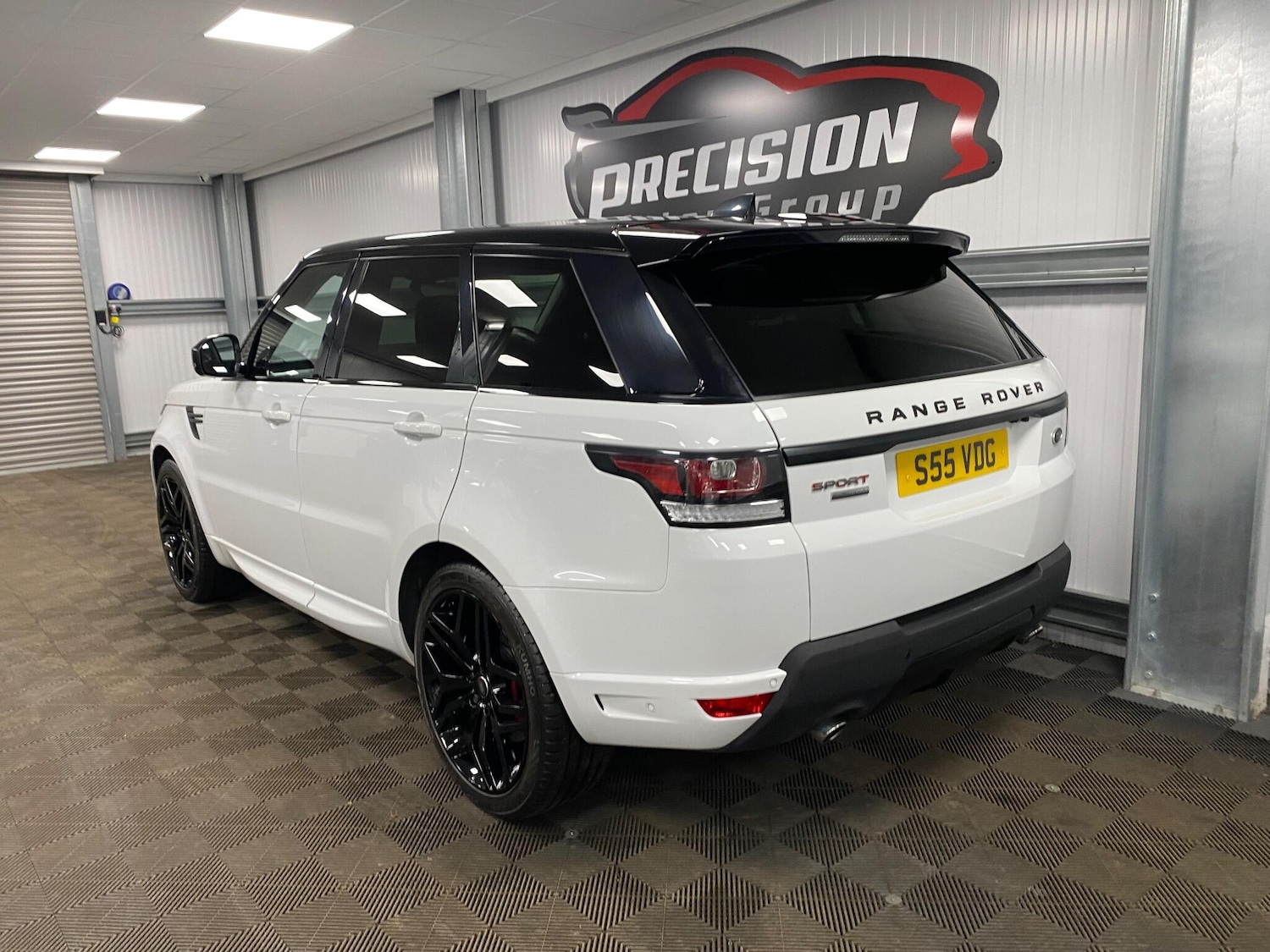Used Land Rover Range Rover Sport 2017 for sale - 76832908: Photo 13