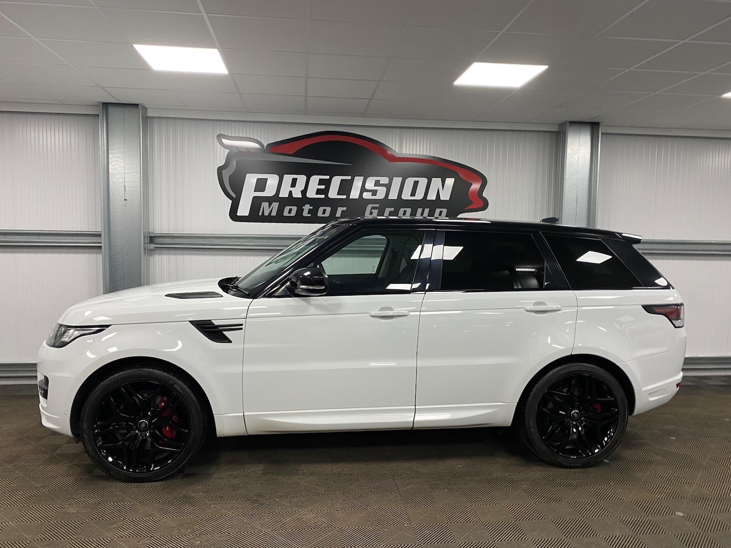 Used Land Rover Range Rover Sport 2017 for sale - 76832908: Photo 16