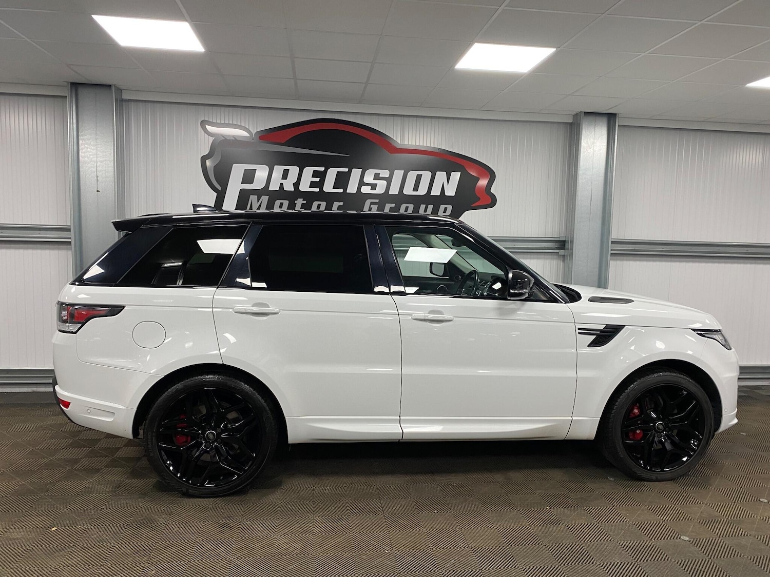 Used Land Rover Range Rover Sport 2017 for sale - 76832908: Photo 27