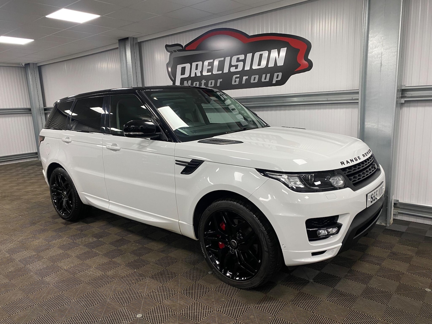 Used Land Rover Range Rover Sport 2017 for sale - 76832908: Photo 4