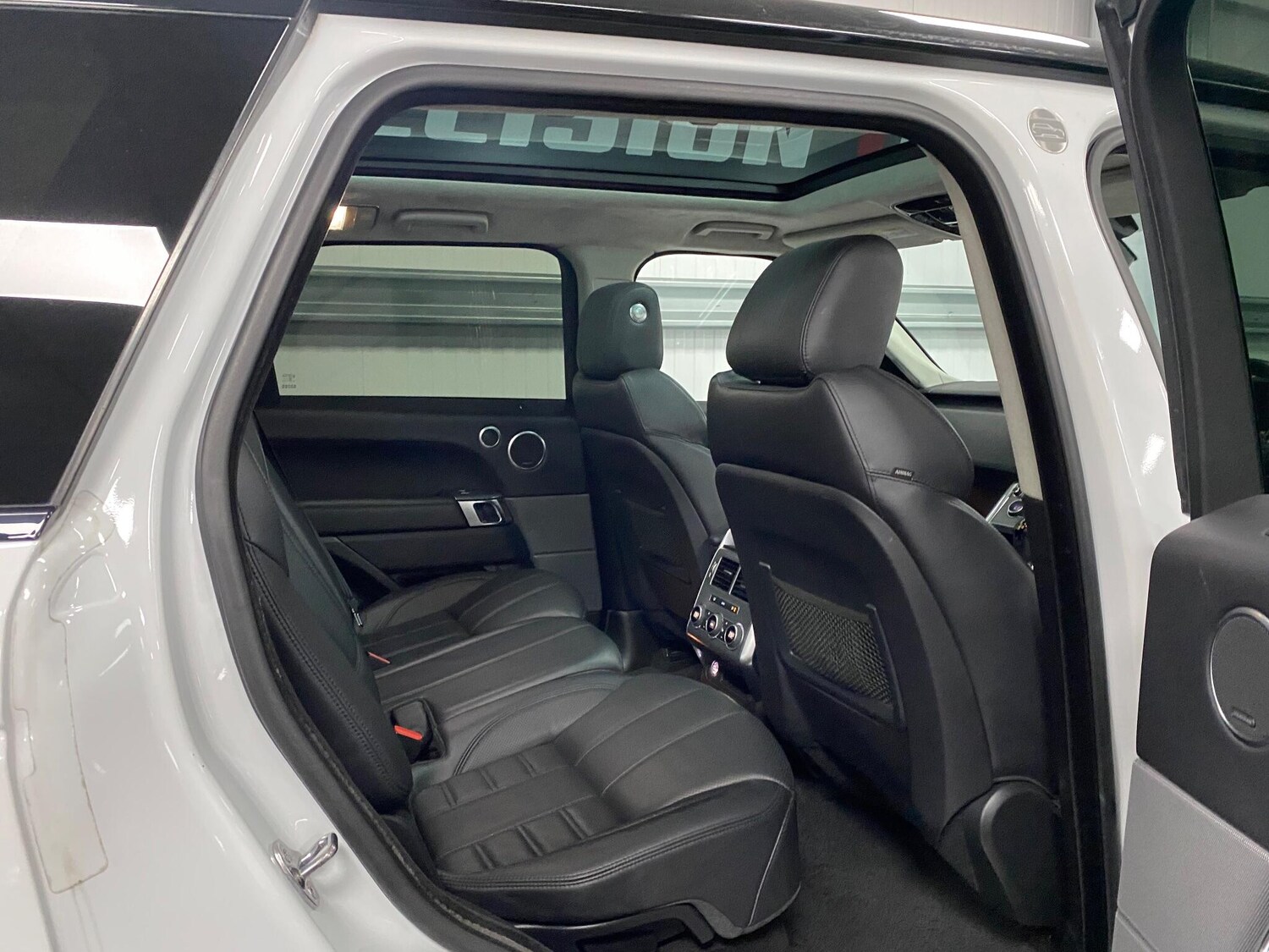 Used Land Rover Range Rover Sport 2017 for sale - 76832908: Photo 43