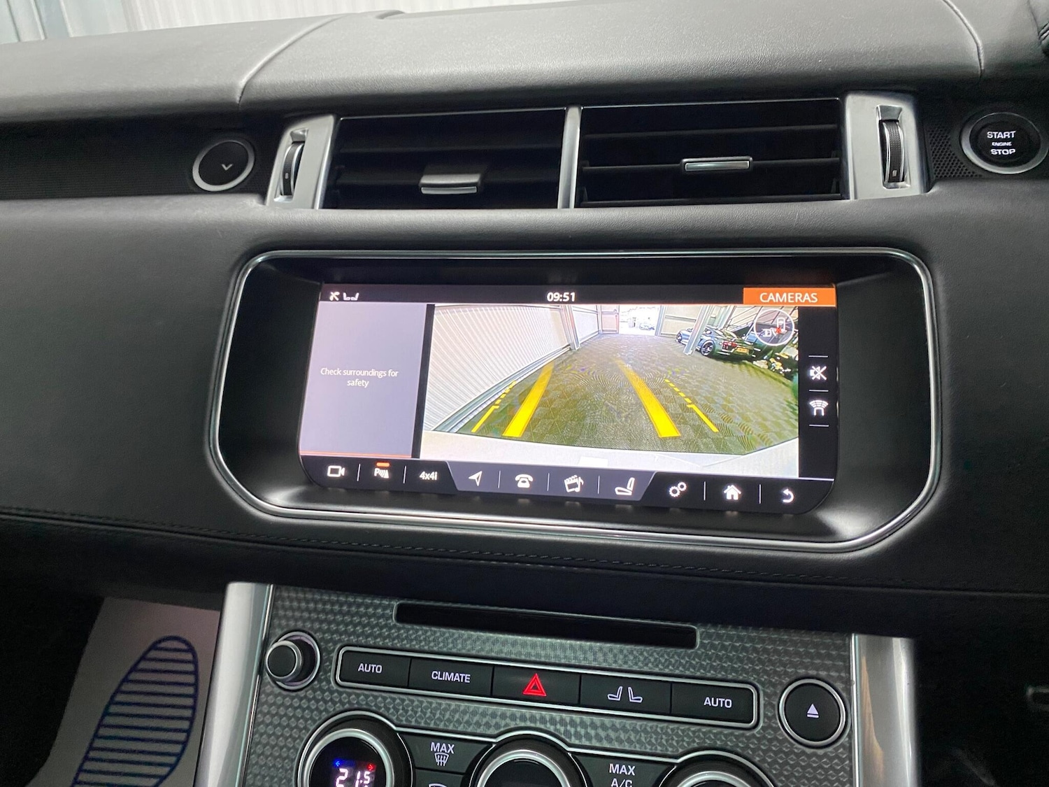 Used Land Rover Range Rover Sport 2017 for sale - 76832908: Photo 50