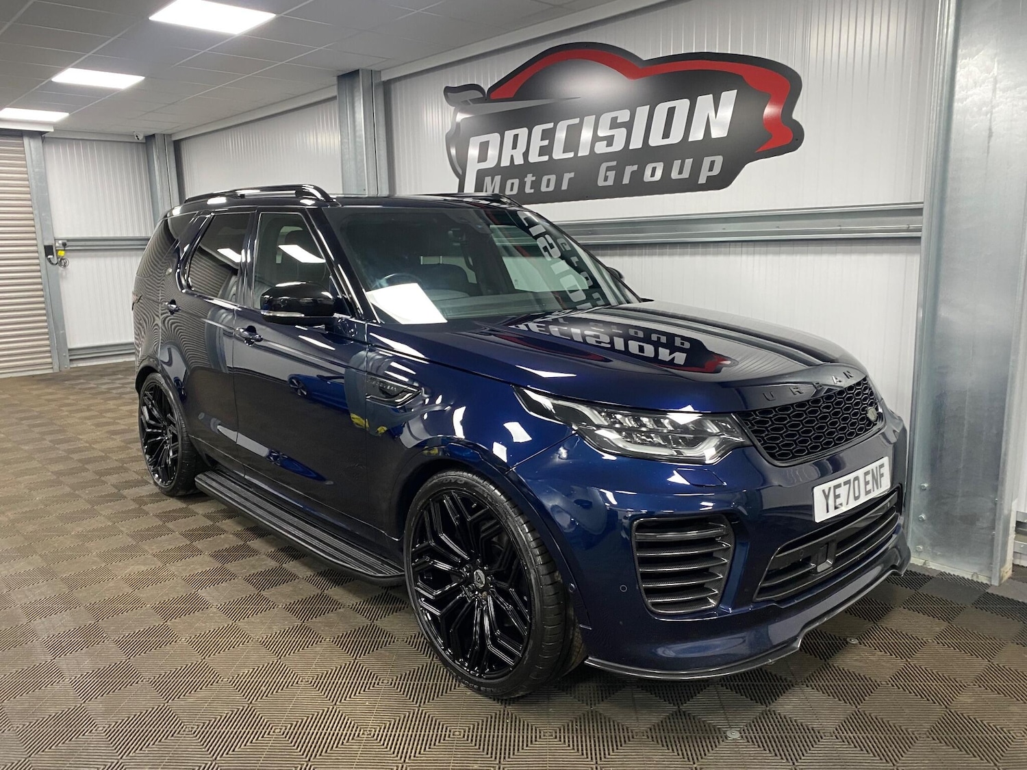 Used Land Rover Discovery 2020 for sale - 76512851: Photo 1