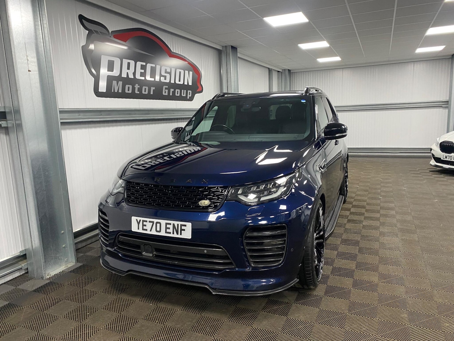 Used Land Rover Discovery 2020 for sale - 76512851: Photo 10