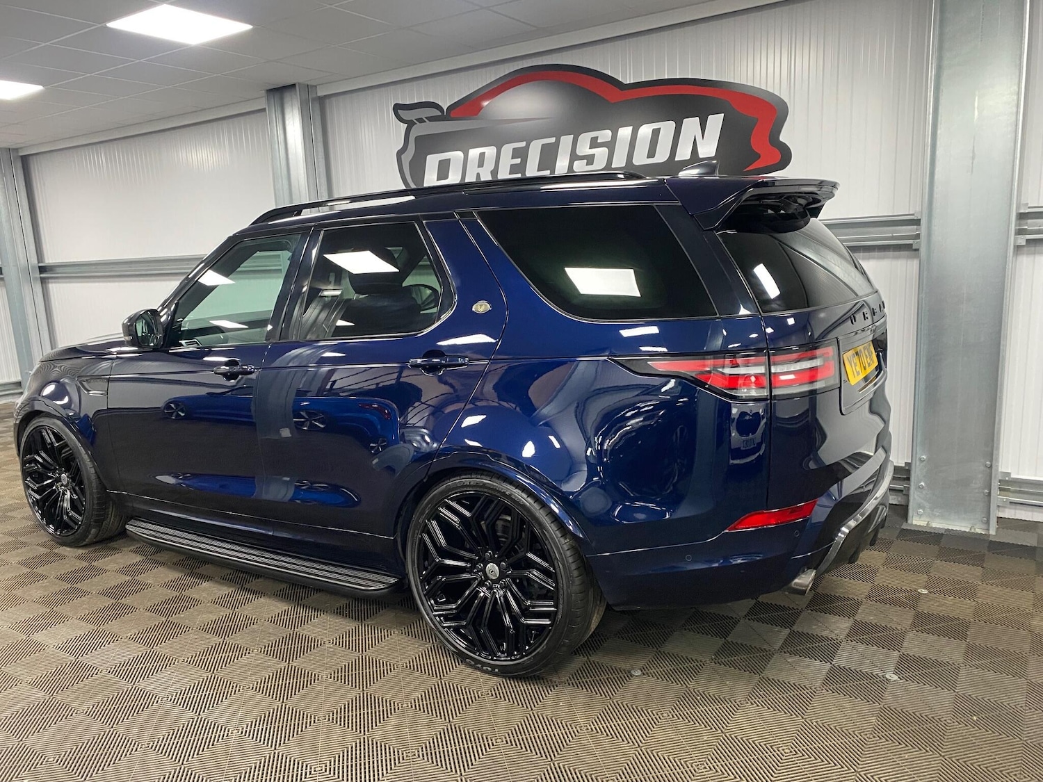 Used Land Rover Discovery 2020 for sale - 76512851: Photo 16